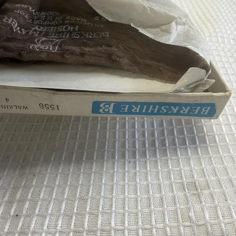 4 Pr Vtg BERKSHIRE Stockings Hosiery 9 S Utopia 30 Gauge Nylon Seamless New